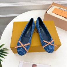 Louis Vuitton Flat Shoes